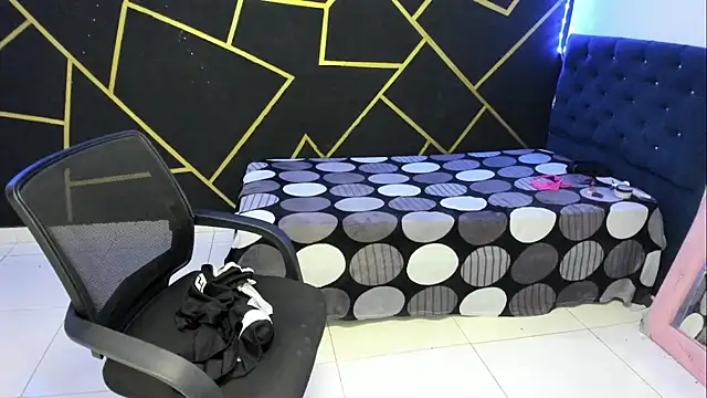 Snapshot of JANER_03 chatting on 14, 1, 2025 JANER 03 online show from 14, 1, 2025