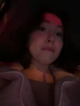 Peachy Dream online show from 20, 9, 2025