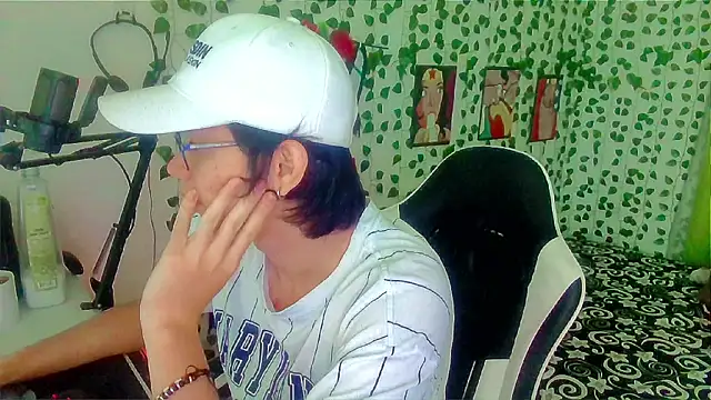 Andy gray online show from 16, 3, 2026