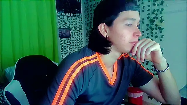 Snapshot of Andy_gray chatting on 18, 6, 2026 Andy gray online show from 18, 6, 2026