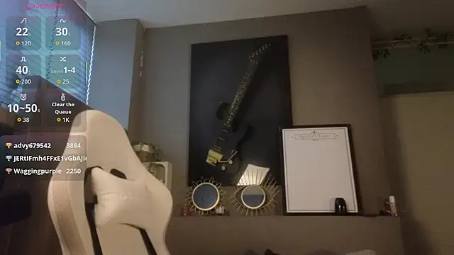 AyreenMoore online show from 24, 3, 2026