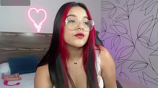 victoria18x online show from 11, 1, 2025