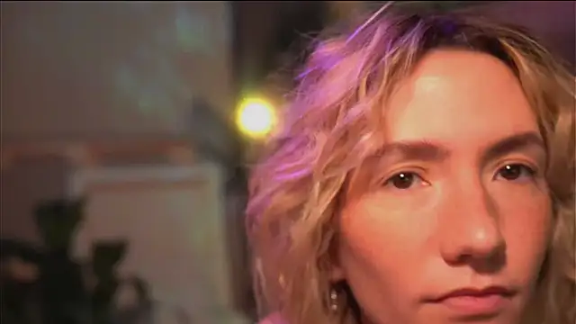 Arianna Richi online show from 1, 10, 2025