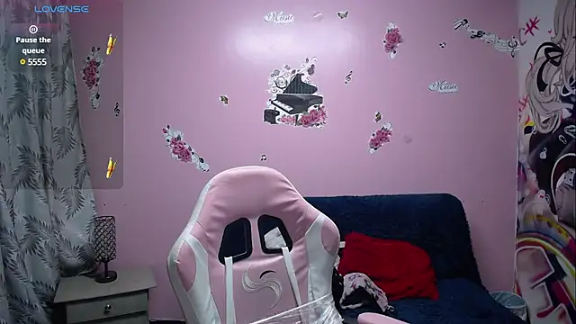 brithany smiith  online show from 29, 1, 2025