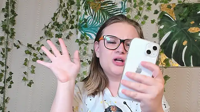 Seductive She Wolf online show from 29, 9, 2025