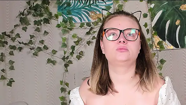 Seductive She Wolf online show from 17, 10, 2025