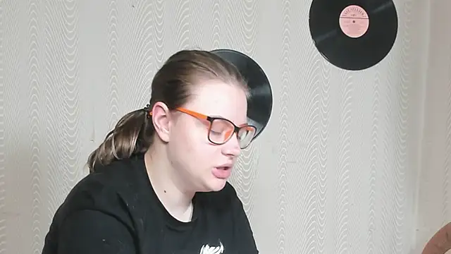 Snapshot of Seductive_She_Wolf chatting on 6, 2, 2026 Seductive She Wolf online show from 6, 2, 2026