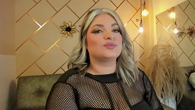 marianeporter   online show from 14, 12, 2025