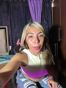 alanaanddaphne online show from 19, 5, 2026