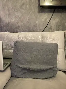 AbyThompson online show from 26, 2, 2025