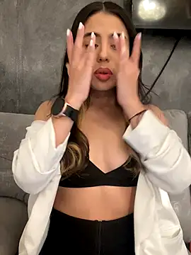 AbyThompson online show from 24, 9, 2025