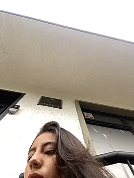 AbyThompson online show from 1, 2, 2026