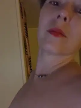 KatieBARBiE98 online show from 7, 10, 2025