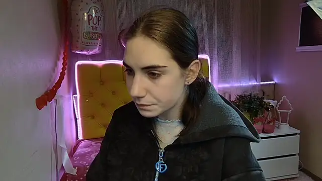 NikaStark  online show from 4, 3, 2025