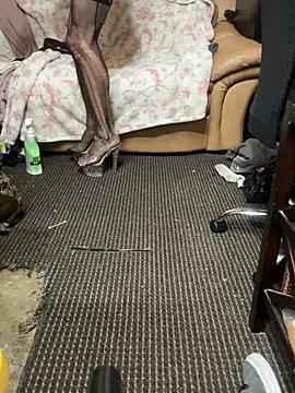 UtopianMisfit1 online show from 9, 2, 2026