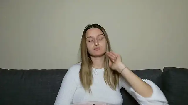 Submissive love online show from 6, 1, 2025