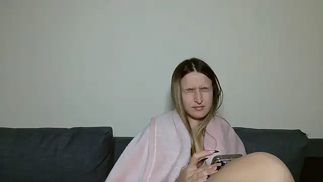 Submissive love online show from 14, 1, 2025