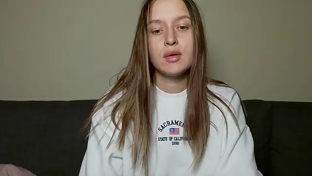 Submissive love online show from 6, 2, 2025