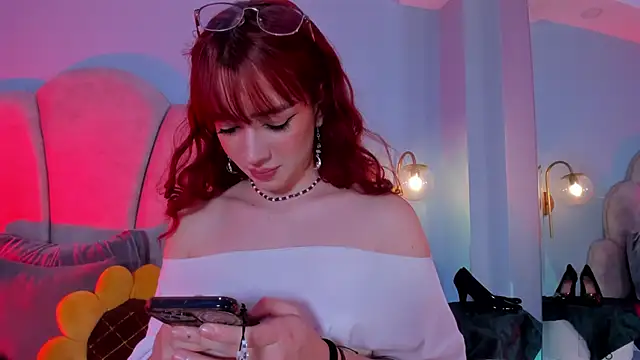 sweeet peach online show from 24, 9, 2025