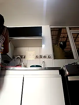 Bonny Klote online show from 4, 2, 2026