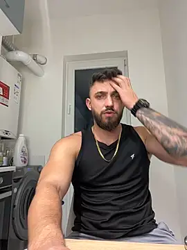 Snapshot of LoveIsBlind_ chatting on 15, 12, 2024 LoveIsBlind  online show from 15, 12, 2024