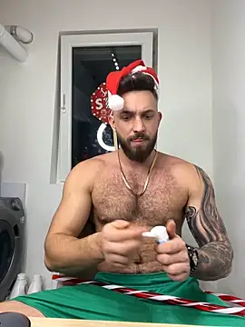 Snapshot of LoveIsBlind_ chatting on 24, 12, 2024 LoveIsBlind  online show from 24, 12, 2024