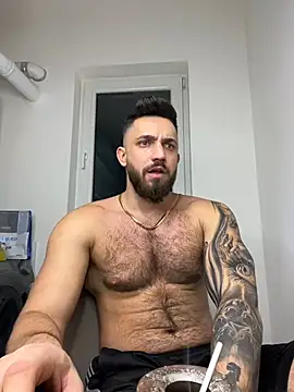 Snapshot of LoveIsBlind_ chatting on 30, 12, 2024 LoveIsBlind  online show from 30, 12, 2024