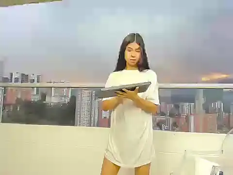 Snapshot of _violetadulce chatting on 6, 12, 2024 violetadulce online show from 6, 12, 2024