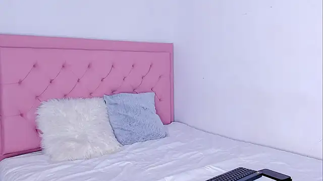 Snapshot of _violetadulce chatting on 30, 10, 2025 violetadulce online show from 30, 10, 2025