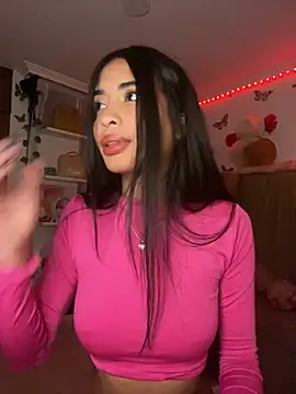 lina pink online show from 18, 1, 2025