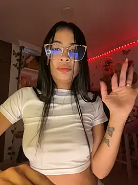 lina pink online show from 12, 2, 2025