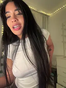 lina pink online show from 24, 5, 2026