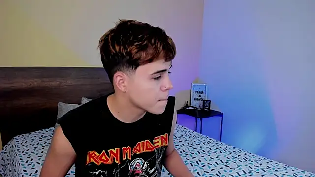 justinbiler online show from 10, 1, 2025