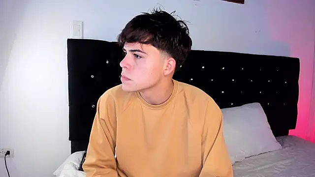 justinbiler online show from 5, 2, 2025