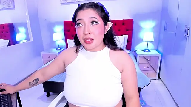 Emma monserrat online show from 6, 3, 2025