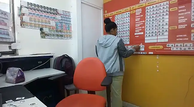 Ivon-09 online show from 16, 2, 2025