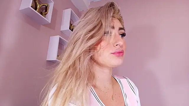 veronica sinner  online show from 8, 2, 2026