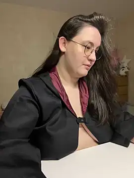 hungry1bunny online show from 9, 1, 2025