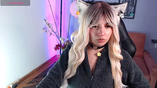 Snapshot of yumin3ko chatting on 14, 12, 2024 yumin3ko online show from 14, 12, 2024