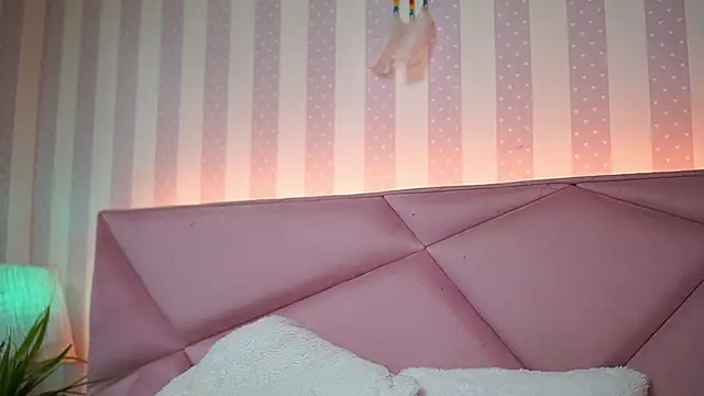 SabrinaHope online show from 16, 2, 2025