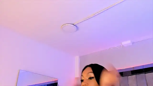 ChaynnaCooper online show from 27, 1, 2025