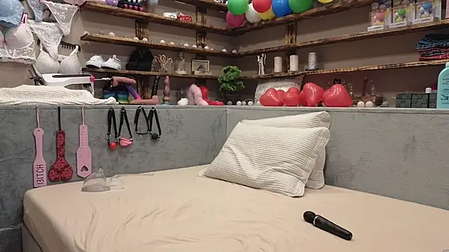 Kimberly-Caprice online show from 16, 3, 2025