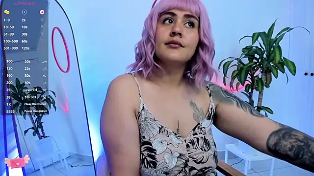 Snapshot of GretaX-X chatting on 15, 12, 2024 GretaX-X online show from 15, 12, 2024