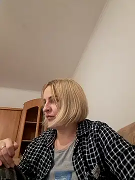 Malichkaanna30 online show from 23, 12, 2024