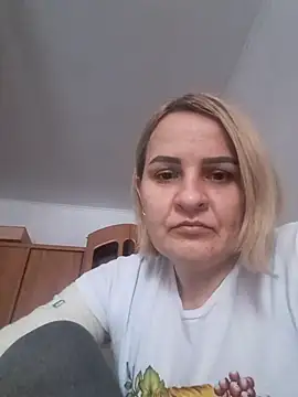 Malichkaanna30 online show from 5, 1, 2025