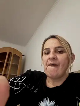 Malichkaanna30 online show from 27, 2, 2025