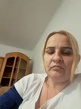 Malichkaanna30 online show from 22, 3, 2025