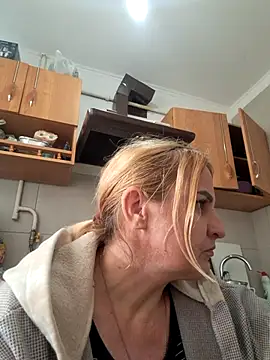 Malichkaanna30 online show from 17, 9, 2025