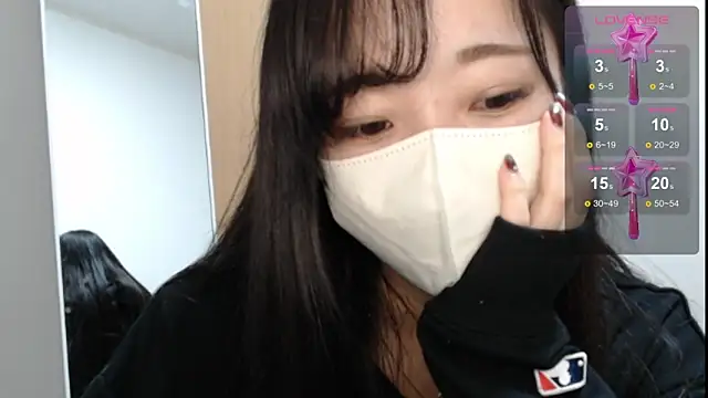 Rio chan  online show from 18, 2, 2025
