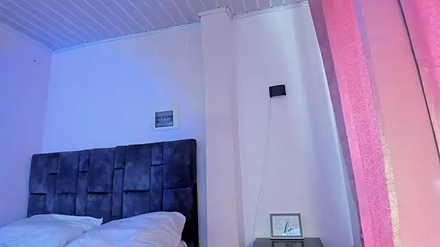 kitty myers online show from 31, 10, 2025